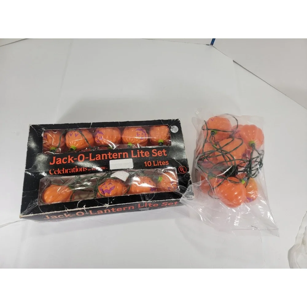 Vintage Halloween Jack O Lantern Pumpkin Light String Blow Mold Set of 2/20 mold